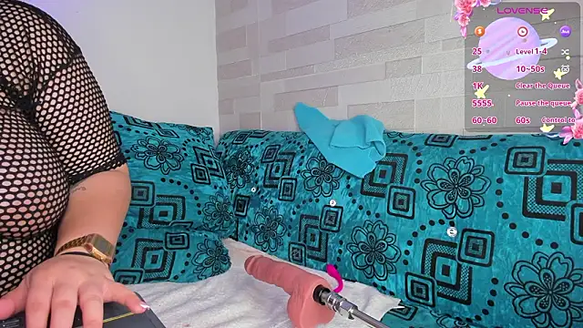 Snapshot of Julieta_jane_ss chatting on 02.19.26 Julieta jane ss online show from 02.19.26