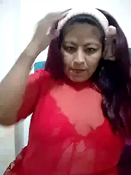 Snapshot of LaylaWinxxx chatting on 02.02.26 LaylaWinxxx online show from 02.02.26