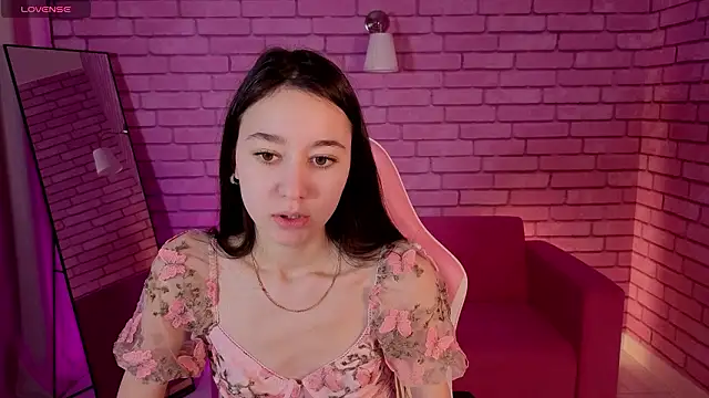 Snapshot of Nicole_Brownie chatting on 02.22.26 Nicole Brownie online show from 02.22.26