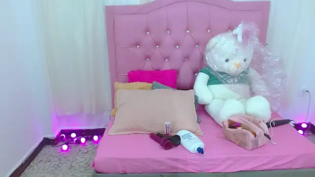 Steixy cute online show from 04.15.26