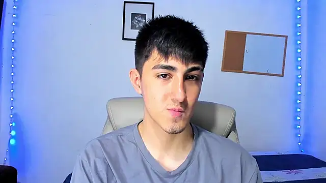 babyted272 online show from 04.14.26