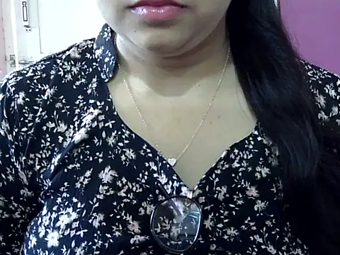 Cute Aliyaa online show from 04.02.26