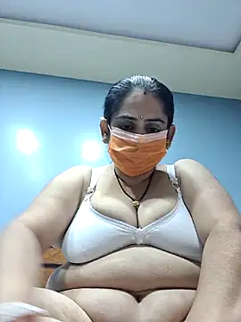 diyam4002 online show from 02.09.26