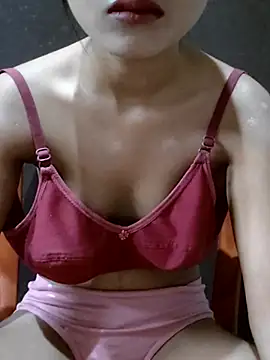 Snapshot of twinkle20 chatting on 02.18.26 twinkle20 online show from 02.18.26