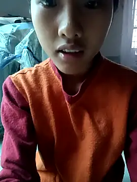 Snapshot of Hoa-tuylip chatting on 04.25.26 Hoa-tuylip online show from 04.25.26