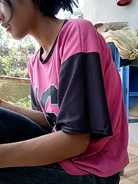 Snapshot of Hoa-tuylip chatting on 05.16.26 Hoa-tuylip online show from 05.16.26