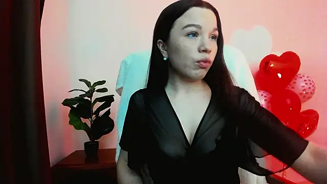 Snapshot of Mia_Mia999 chatting on 02.11.26 Mia Mia999 online show from 02.11.26