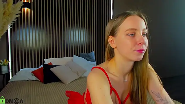 Snapshot of Tesssa_Young chatting on 02.18.26 Tesssa Young online show from 02.18.26