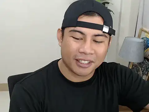 Snapshot of beraldick chatting on 02.18.26 beraldick online show from 02.18.26