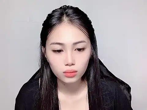 Snapshot of Thuy79 chatting on 02.01.26 Thuy79 online show from 02.01.26