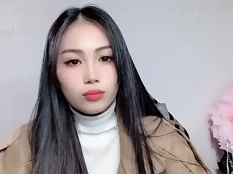 Snapshot of Thuy79 chatting on 02.14.26 Thuy79 online show from 02.14.26