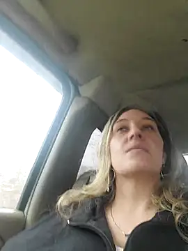 Snapshot of Sunflower0025 chatting on 02.21.26 Sunflower0025 online show from 02.21.26