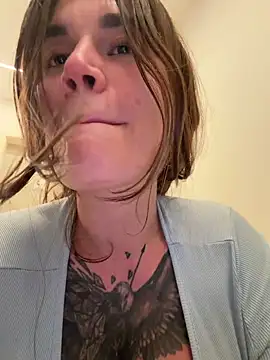 TattooGirlAlia online show from 10.02.25