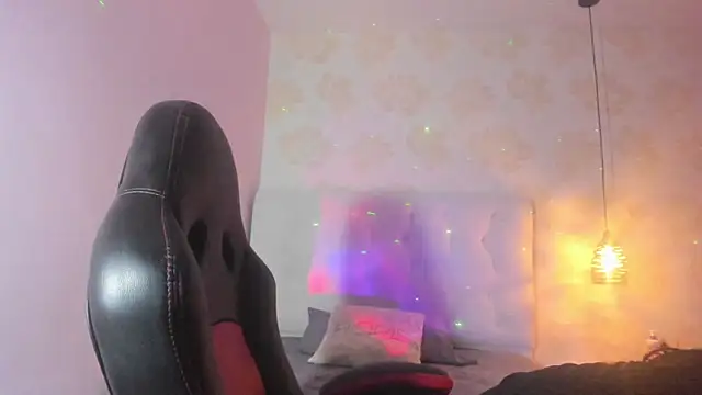 Snapshot of BONNIE_CH1 chatting on 02.05.26 BONNIE CH1 online show from 02.05.26