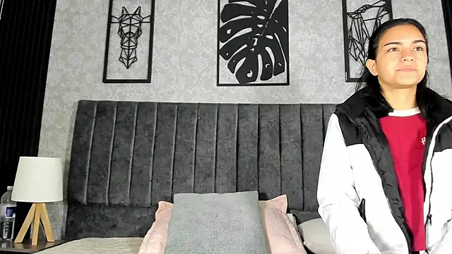 Snapshot of bliinkii_and_luka_ chatting on 02.10.26 bliinkii and luka online show from 02.10.26