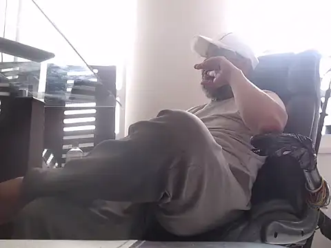 seriohetero19 online show from 02.12.26