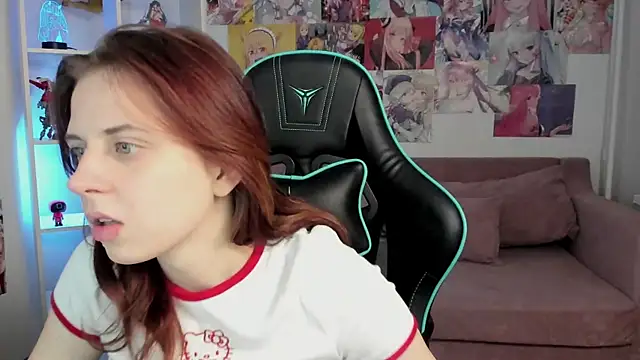 Snapshot of FreyaVey chatting on 03.02.26 FreyaVey online show from 03.02.26