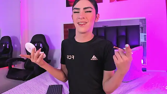 Isabella Moon9 online show from 03.31.26