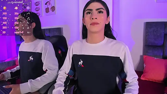 Isabella Moon9 online show from 04.13.26