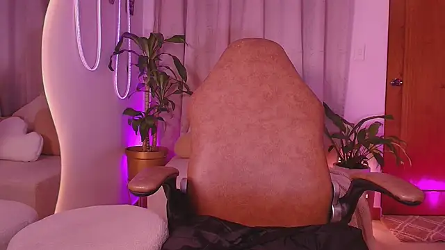  lindapynk  online show from 02.11.26