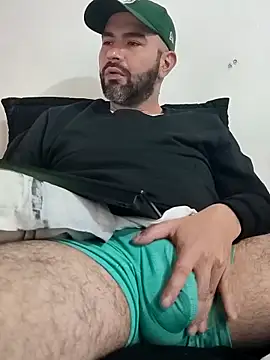 hairyandbigmann online show from 03.10.26