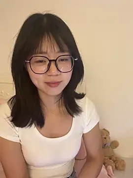 Snapshot of Nana-3 chatting on 03.02.26 Nana-3 online show from 03.02.26