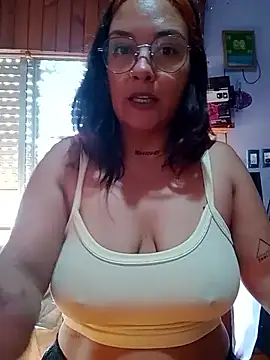 kuramaqueen online show from 04.13.26