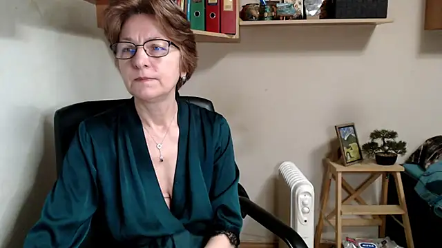 katemodel online show from 02.01.26