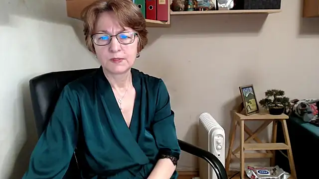 katemodel online show from 02.04.26