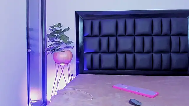 mia roosee1 online show from 04.11.26