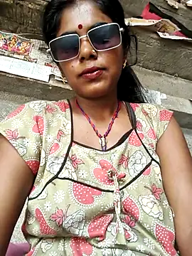 Snapshot of Riyakumari_hot66 chatting on 05.17.26 Riyakumari hot66 online show from 05.17.26