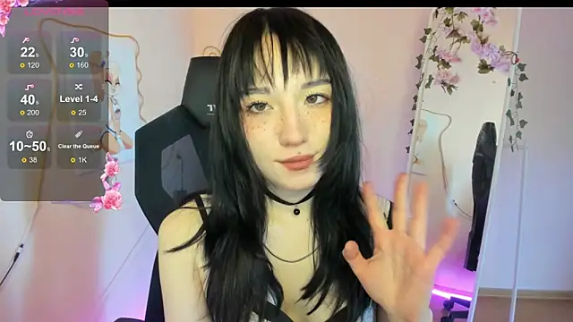 AliceeinWonderlanddd online show from 04.12.26