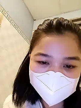 Snapshot of Daisy-lusia2026 chatting on 02.04.26 Daisy-lusia2026 online show from 02.04.26