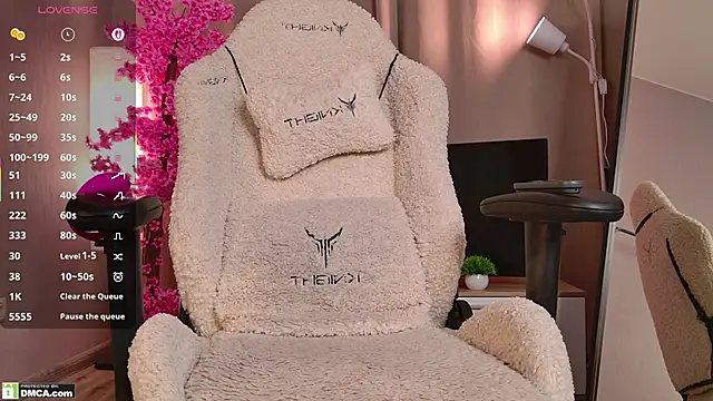 Snapshot of lil_monikaa chatting on 01.31.26 lil monikaa online show from 01.31.26