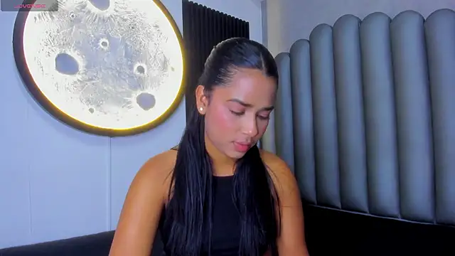 Snapshot of Shirleytaylor- chatting on 02.05.26 Shirleytaylor- online show from 02.05.26