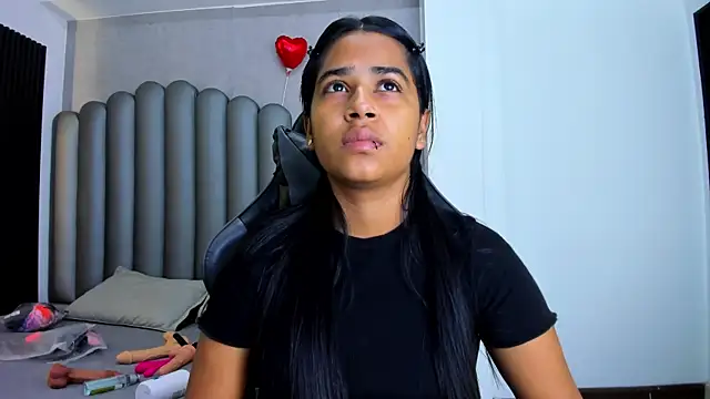 Shirleytaylor- online show from 03.19.26