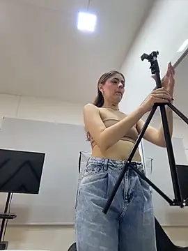 AriaWillssX online show from 02.14.26