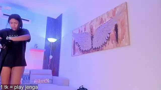 Snapshot of TAHIELA_ chatting on 02.12.26 TAHIELA online show from 02.12.26