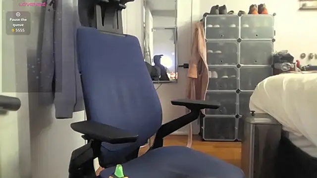 Snapshot of jomanf_slut chatting on 02.12.26 jomanf slut online show from 02.12.26