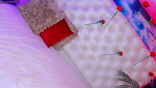 Snapshot of Baby_Lumina chatting on 02.15.26 Baby Lumina online show from 02.15.26