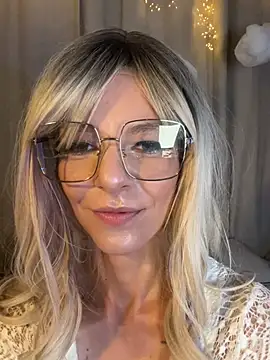 Olivia-Brooks online show from 02.22.26