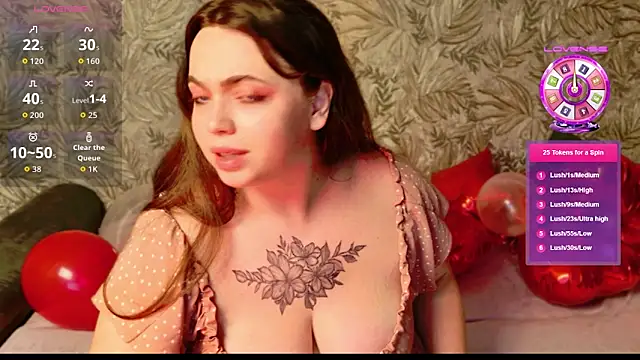 Snapshot of AliraX chatting on 02.14.26 AliraX online show from 02.14.26