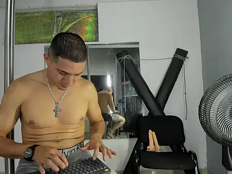 Snapshot of Bonniie_23 chatting on 02.04.26 Bonniie 23 online show from 02.04.26