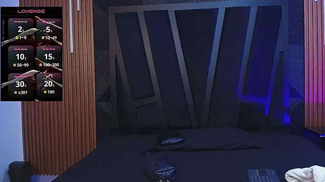 Snapshot of Hanna_Becker_ chatting on 02.18.26 Hanna Becker online show from 02.18.26