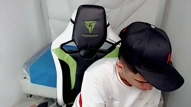 Black diamondd  online show from 02.12.26