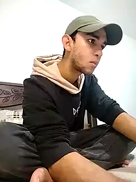 Snapshot of UmamiPorcus chatting on 02.23.26 UmamiPorcus online show from 02.23.26