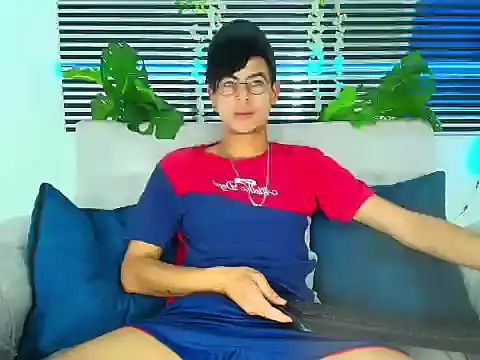 Snapshot of ThiiagoSaeenz chatting on 02.09.26 ThiiagoSaeenz online show from 02.09.26