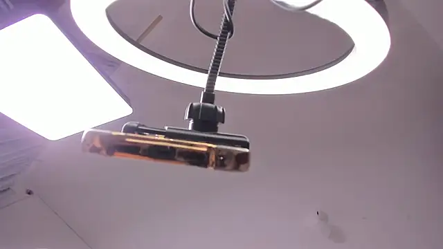 Nia13 online show from 03.02.26