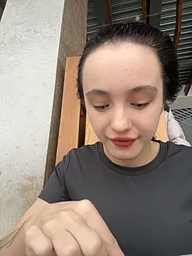 MiaTee online show from 02.07.26