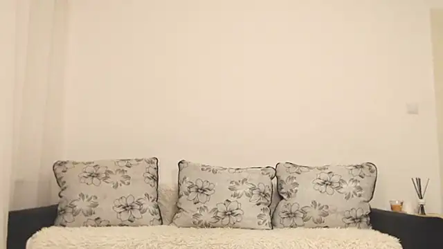 Snapshot of ladydiavolasquirt chatting on 01.10.25 ladydiavolasquirt online show from 01.10.25